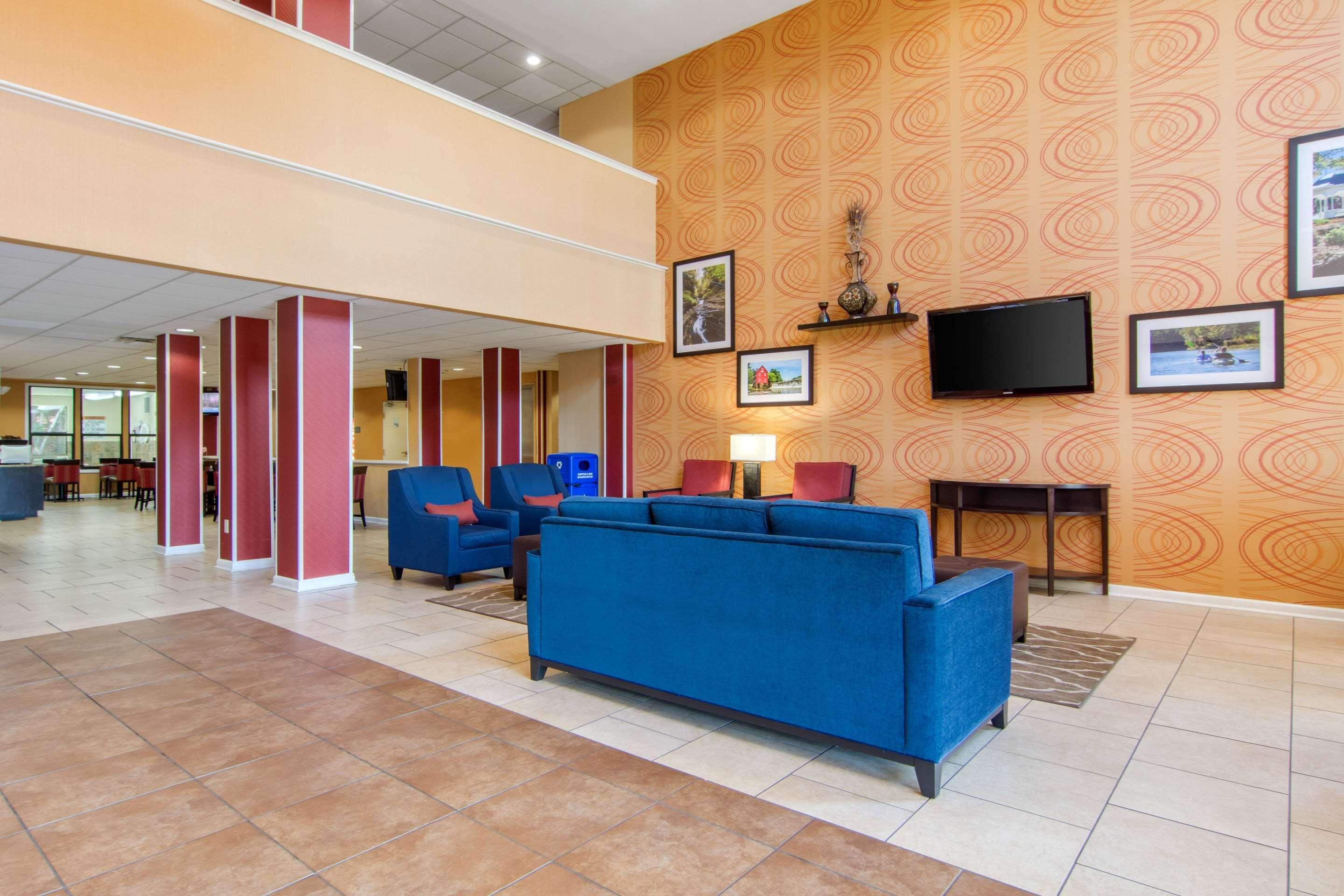 Comfort Inn & Suites Canton Buitenkant foto